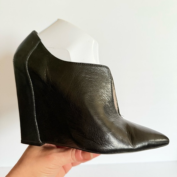 Donald J. Pliner Black Ankle Boots - Picture 12 of 16